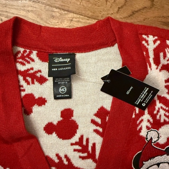 Her Universe Disney Mickey Mouse Snowflake Cardigan - Picture 5 of 5